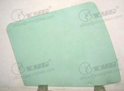 Боковые стекла-Левое на MAN TGA M+ L 2LKW Bodyglass, left side, CL, front door, 2 holes